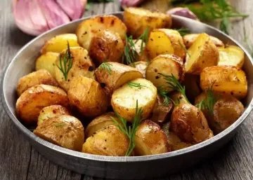 Хрупкави картофи по селски - тази рецепта ще ви стане любима