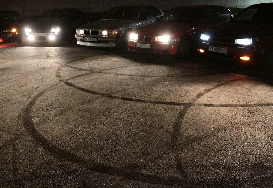 Бизнесмен спаси четирима, паднали с кола в река