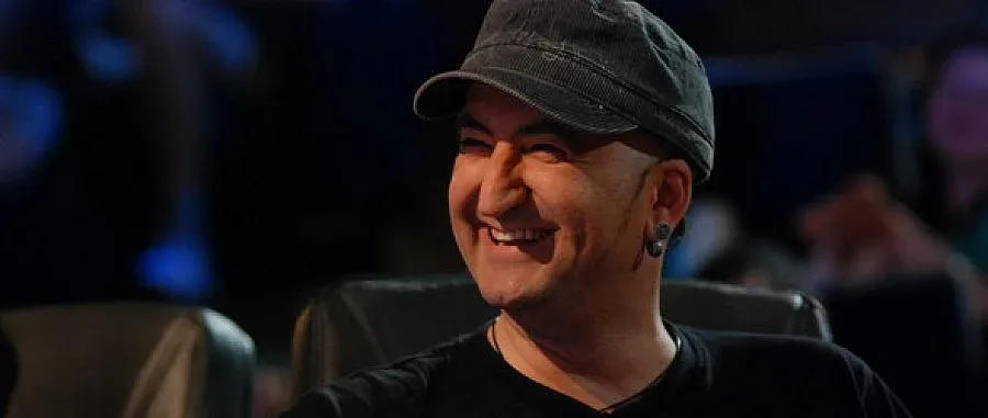 Дони търси таланти