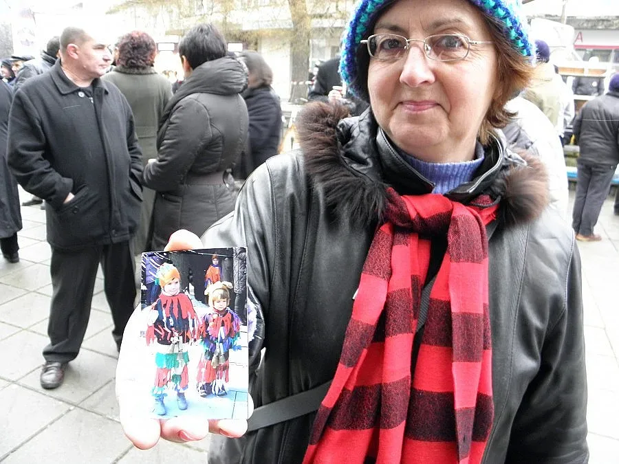 Баба откри внучетата си на китайски магнит