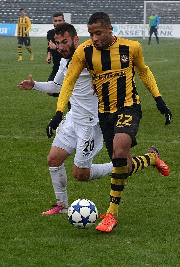 "Ботев" изпусна руснаци в Кипър