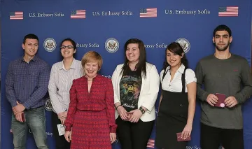 Наплив на българи за бригади в Америка