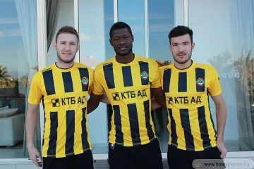 Официално: Трима подписаха с Ботев Пд