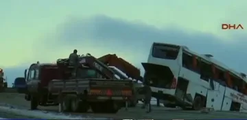  Тежка автобусна катастрофа в Турция