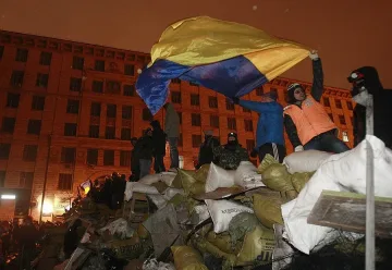 Временно примирие между властта и опозицията в Украйна