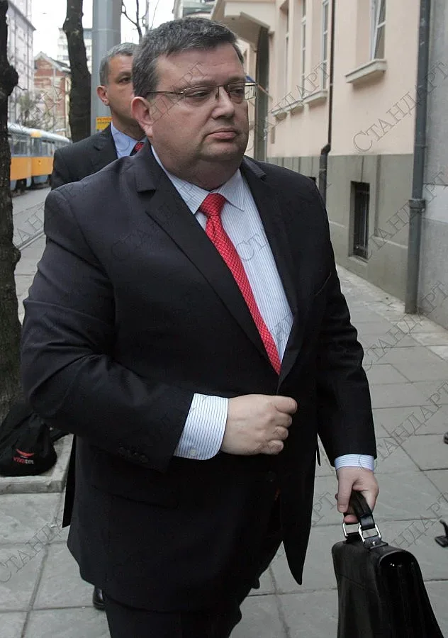 След доклада на ЕК:  ВСС приема забележките, отстранява пропуските