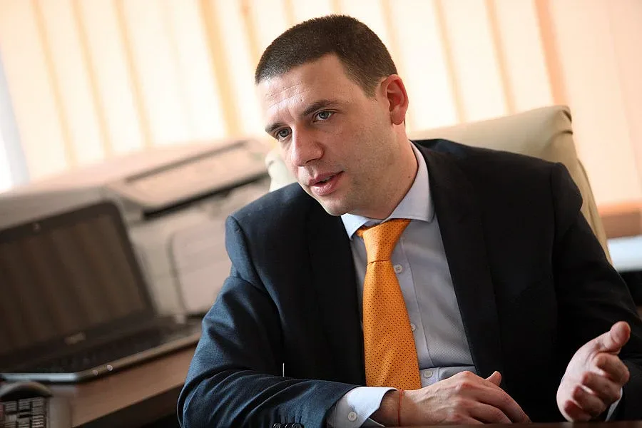 Младенов: Гурбетът е новата казарма за младите