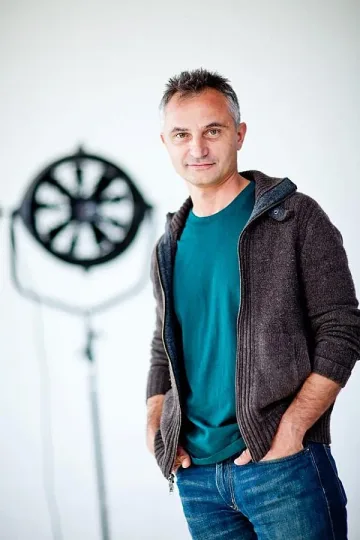 Словото върна Захари от Щатите