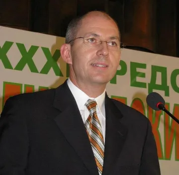 ГЕРБ топят земеделци заради Бареков