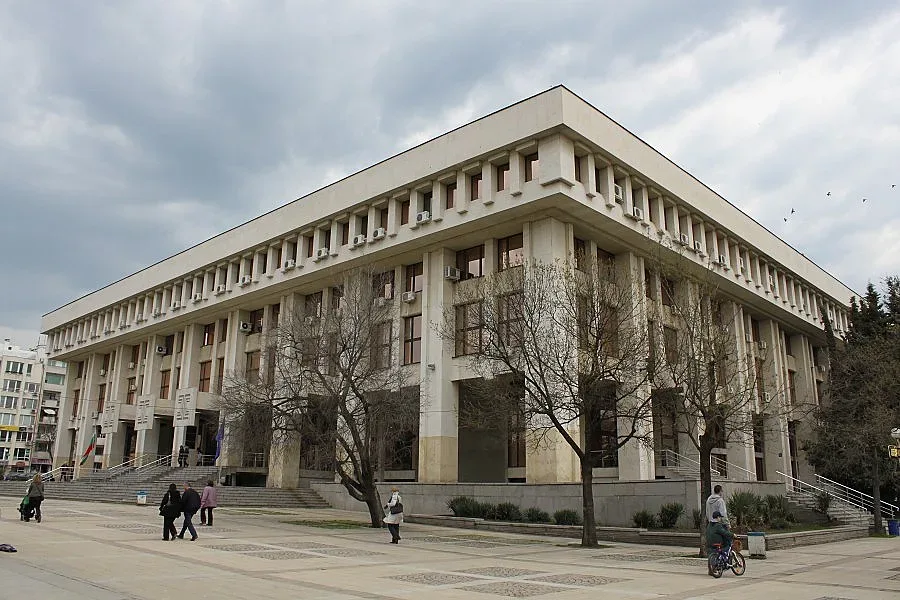 Фалшива тревога: Бургаският съд пада