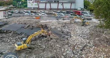Събориха символ на НРБ на голям наш град