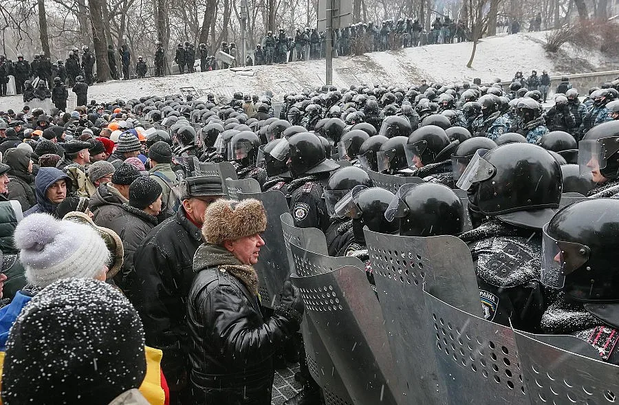 Продължават сблъсъците в Украйна