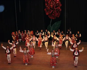 Ротарианци подаряват концерт на Ансамбъл „Пирин”