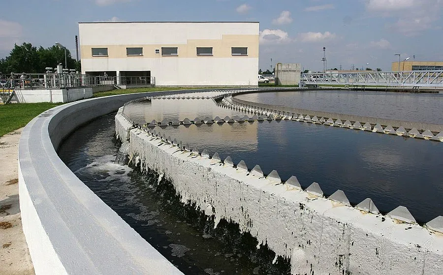 2014г.: Пари за сметища, пътища и нови технологии