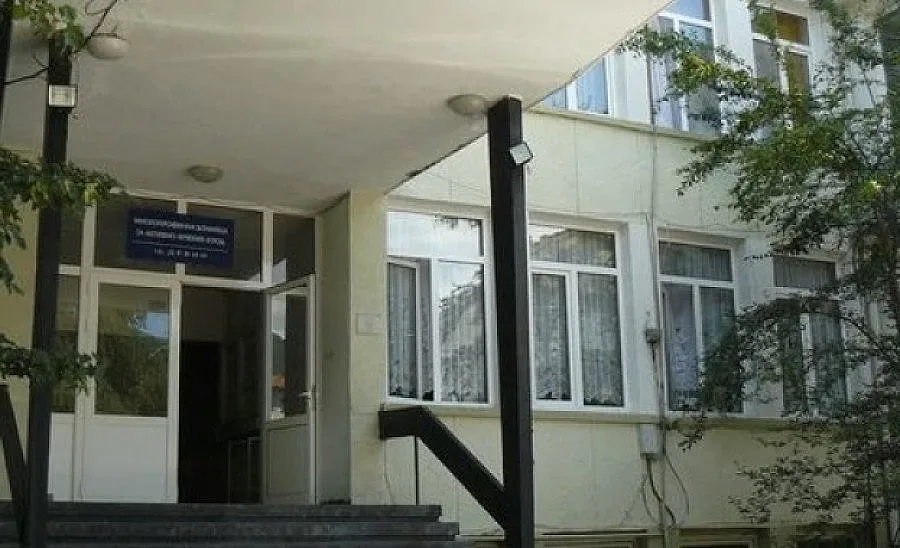 Отварят болницата в Девин най-рано през март