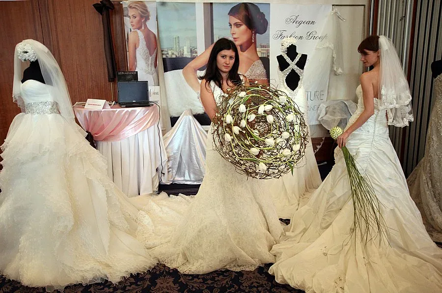 Булки на опашка за рокли "2 в 1"