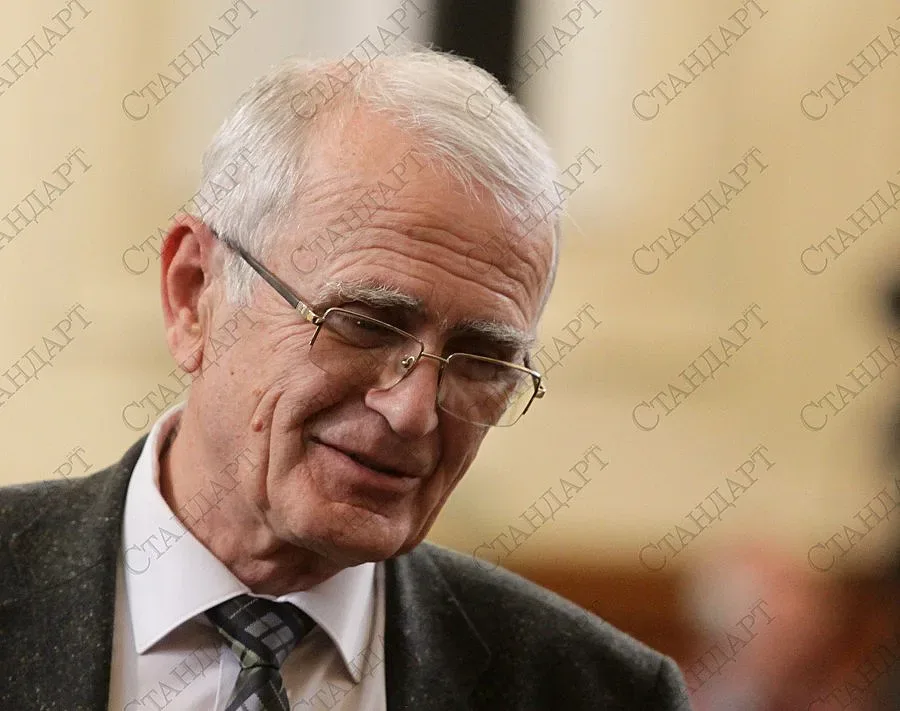 Станилов: Ще вземат имунитета на Сидеров, но няма да го осъдят