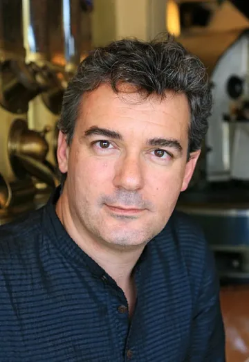 Илия Троянов: Пиша книга за подслушването