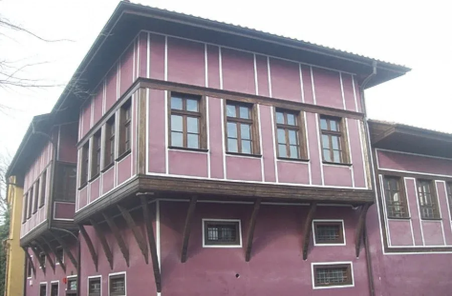 Водят чужденци в "Клианти"