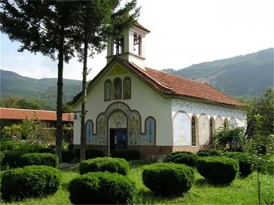 Забраниха на Василий да служи в Пловдивската епархия