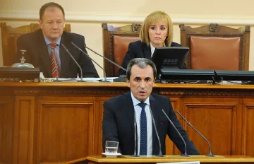 Орешарски: Спряхме безотговорното използване на СРС