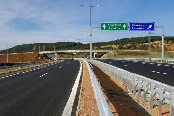 Министър със зелен флаг за АМ "Европа"