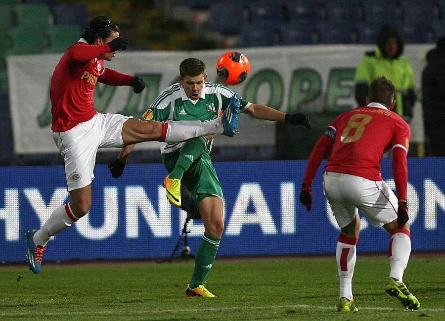 Клуб от Висшата лига иска Безяк