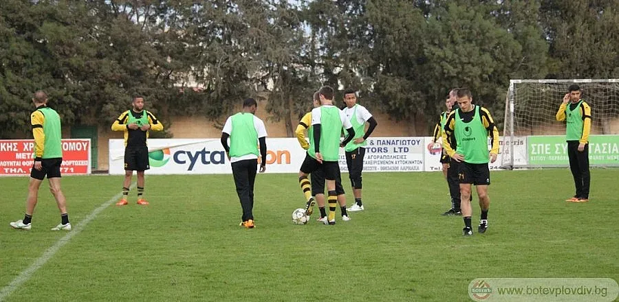 Сърмов не тренира с Ботев Пд в Кипър