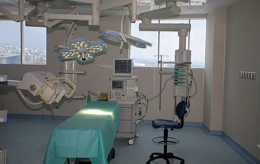 Гласят по-малко пари за болниците