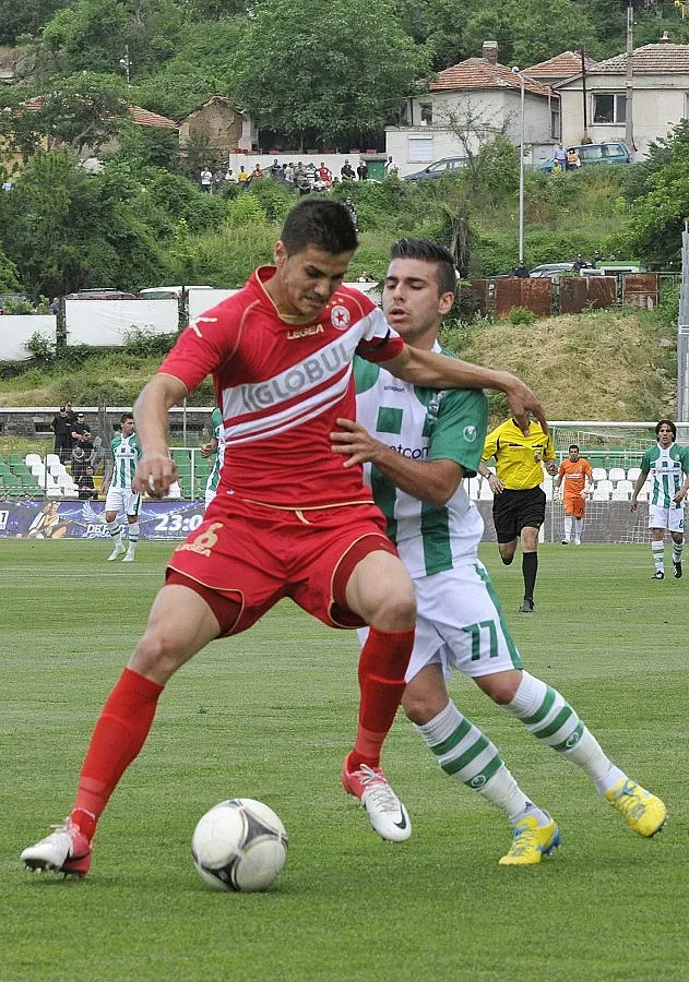 "Ботев" цака ЦСКА за голаджия