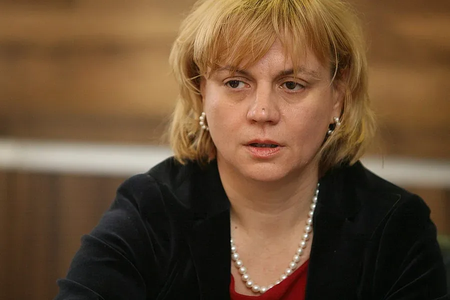 Министър Терзиева открива Центровe от семеен тип