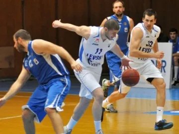 Левски с драматична победа над косовския Сигал Прищина