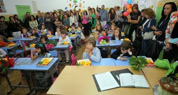 400 българчета учат у дома