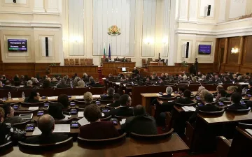 Шефът, а не фирмата, гори за осигуровки