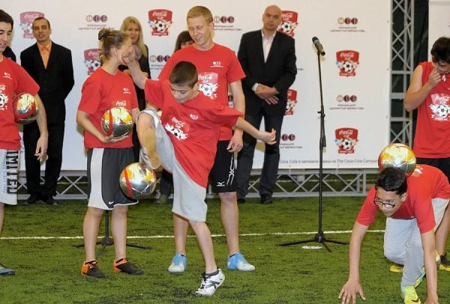 Купа на Кока – Кола праща малки футболисти в Рим