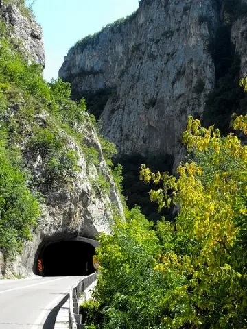 Свързаха Монтана и Ниш със 7 туристически маршрута