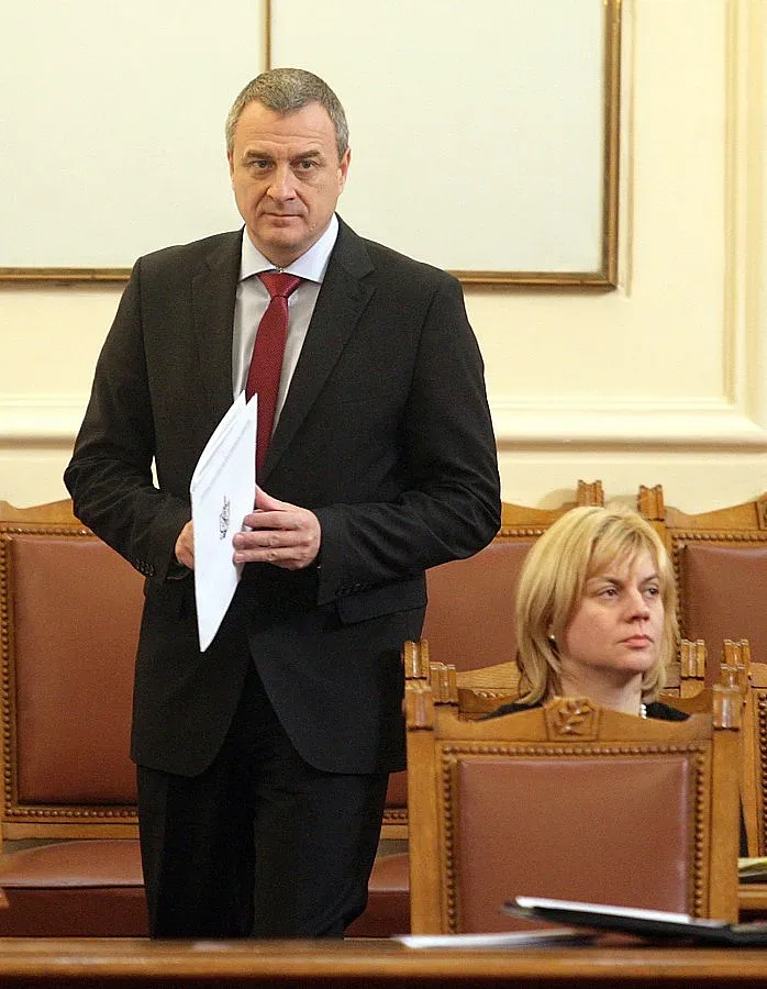 Увеличават заплатите в МВР