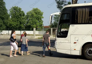 Таксита съсипват бизнеса на автобусни превозвачи
