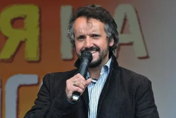 Творецът пие, за да може да издържи тъпака