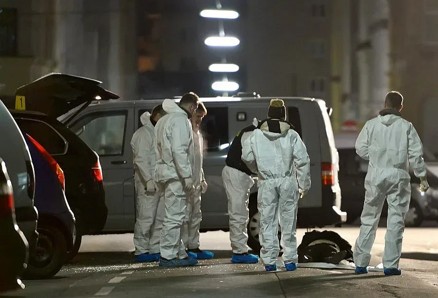 Разстрел преди взрива в Австрия