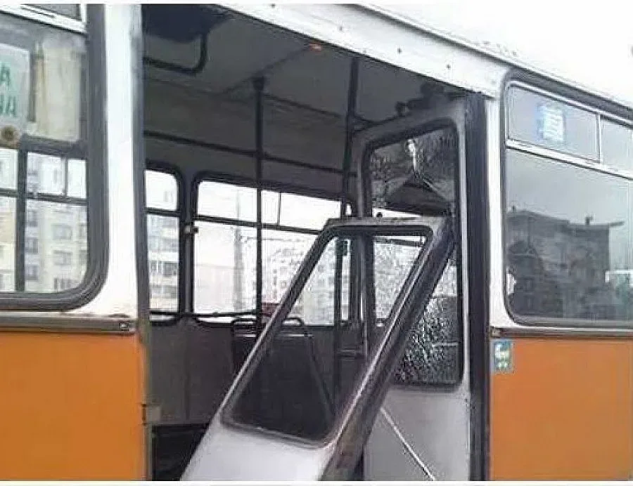 Рейс се разпадна в движение