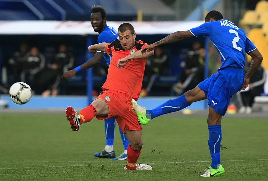 Гришата "лекува" Бодуров