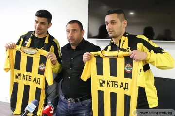 "Ботев" изуми Румъния