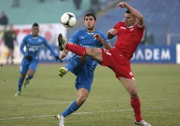 Макриев се връща в Израел