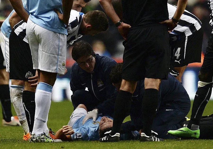 Насри пропуска 6 важни мача за Сити