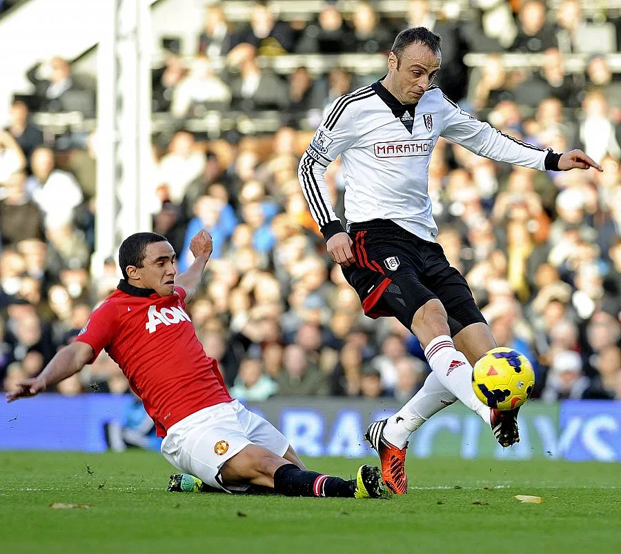 В Англия: Бербо, върви запали цигара 