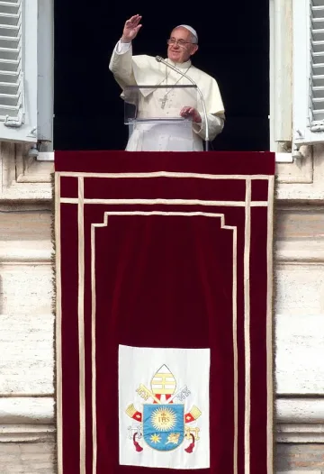 Папа Франциск назначи 19 нови кардинали