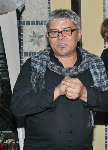 Почина художникът Кольо Карамфилов