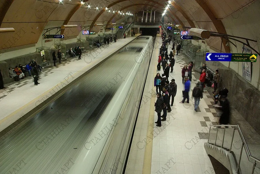 Нов проблем с метрото. Остана без...