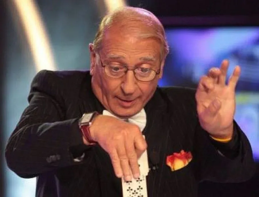 Славчо се измъква два пъти